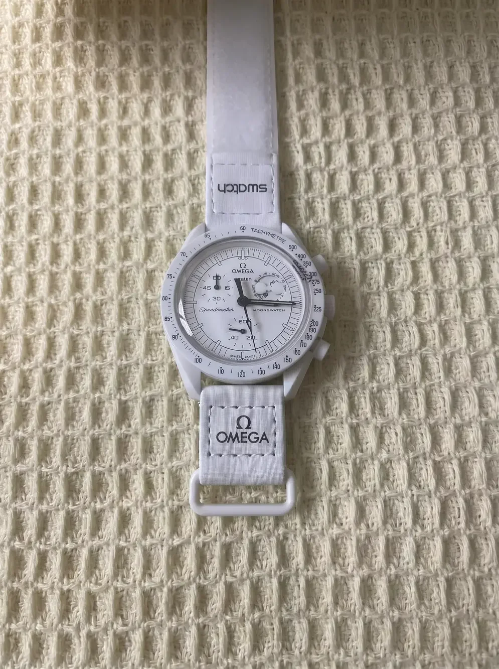 Watch - Swatch x Omega Speedmaster Mission to the Moonphase